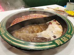 菌汤鸳鸯锅底-有拈头成都市井火锅(老门东店)