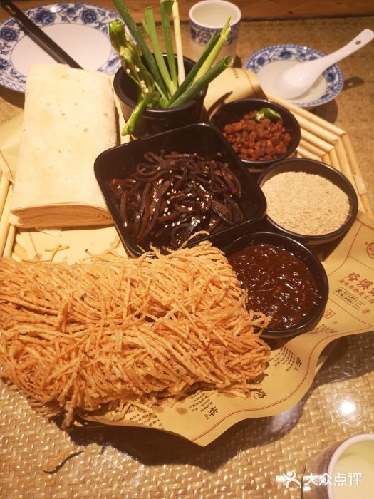 大张烙馍村(绿地店)烙馍卷馓子图片