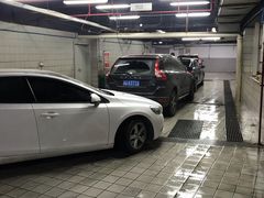 -杭州中沃沃尔沃4S店(滨江区店)
