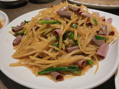 土豆丝炒海肠-隆喜元鱼汤包·海鲜(中联广场店)