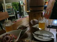 -皇冠自酿啤酒坊(中国红街5号楼店)
