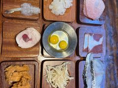 -银米·云南传统过桥米线(双廊黑金冠店)