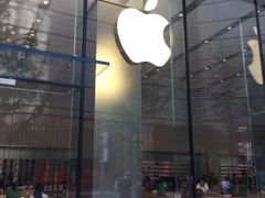 -Apple零售店(华贸购物中心店)