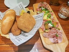 德式冷切拼盘-1886德国汽车餐厅(外滩十六铺码头店)