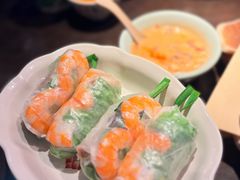 -大头虾越式风味餐厅(光明广场店)