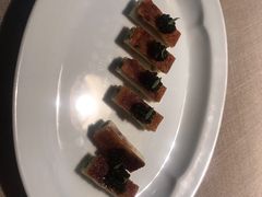 鱼子酱脆皮松板肉-解香楼(八盘岭路店)