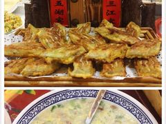 脂渣疙瘩汤-闯关东东北农家菜(崂山石老人店)