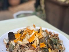 -山菌美食苑(振兴路店)