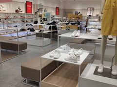 -hotwind热风(中贸广场店)