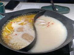 蒜香鮟鱇鱼锅-新辣道鱼火锅(西直门店)