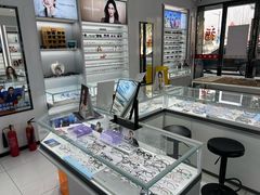 -光明眼镜·蔡司授权(徐泾店)