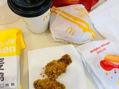 -麦当劳(轻轨曹杨路店)