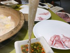 野生竹荪-颜氏双江清水鱼一养身火锅(磁器口店)