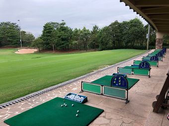 狮子湖高尔夫球俱乐部