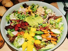 牛油果沙拉-幸薈飯堂