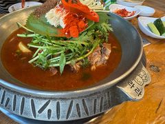 -喇喇排骨火锅·传统韩式脊骨汤(望京西园总店)