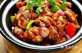 First-Class Chicken Pot