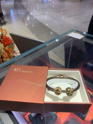 -周生生Chow Sang Sang(先天下店)