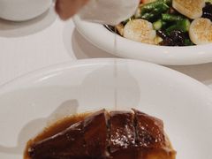 招牌深井烧鹅-东富酒家(龙湖西溪天街店)