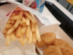 -麦当劳(宝山大厦店)