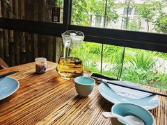 靠窗位-荷府私房菜