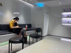 -犇逸·乐山跷脚牛肉·四川现炒(览海店)
