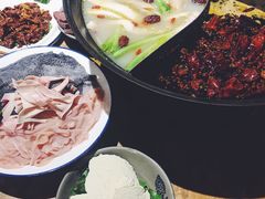 -白乐天毛肚火锅馆(解放碑店)