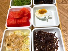 什锦爽口凉拌-甲乙饼·手工牛肉饼(东方广场店)