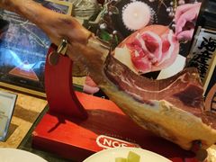 -大中华希尔顿酒店-念自助餐·嗨啤·小龙虾