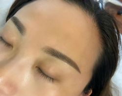 -轻妆Feel·半永久纹眉眼线