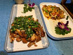 -香巴拉云南餐厅(华莱坞店)