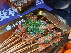 -何师烧烤Pro ·江湖川菜·小龙虾·精酿啤酒(太古里旗舰店)