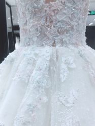 点击看大图 -GRACE KELLY婚纱与礼服(北京店)