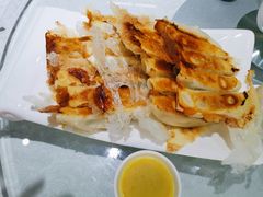 黄花鱼锅贴-品味居·首店·大连鲜活海鲜大连菜(东港店)