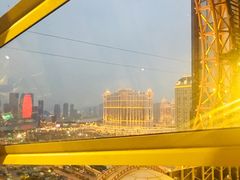 -影汇之星8字形摩天轮