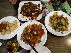 -88号小吃店·经典云南菜·地道纳西美食