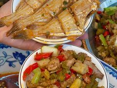 -佬缸炮江湖川菜(玉林店)