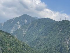 -四川汶川特大地震漩口中学遗址