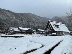 -白川乡与五箇山的合掌构造村落
