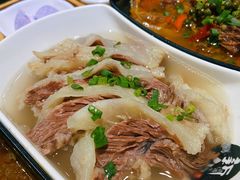清汤牛腩饭-新仙清汤牛腩(铜锣湾店)