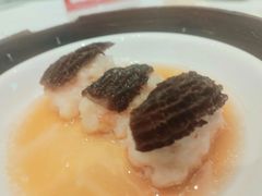 -万龙洲海鲜(大兴绿地缤纷城店)