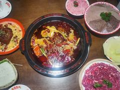 -牛市坎火锅(建设路店)
