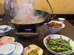 -富正毅三下锅·湘西韵味(天门山索道店)