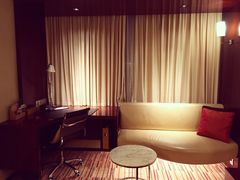 -上海龙之梦万丽酒店