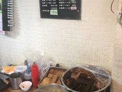 -阿英卤肉饭