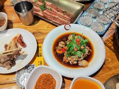 -合易泓烤肉•首创生椰大油边(宁山路店)