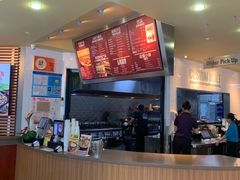 -The Habit Burger Grill 哈比特汉堡(复兴soho店)