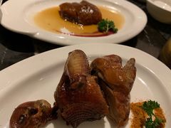 -半岛翡丽海鲜自助餐厅(观风亭店)
