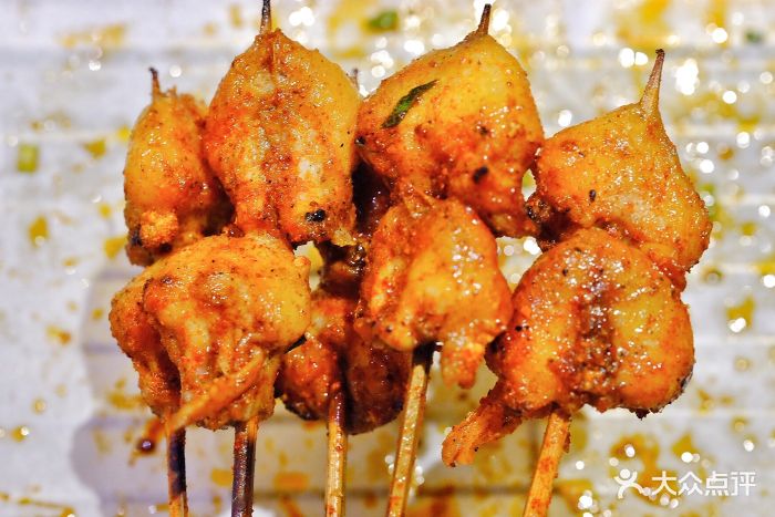 乐山旧大桥徐烧烤鸡美丽图片