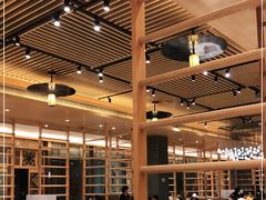 大堂-稻香酒家·34年老字号·港式粤菜(汉街店)